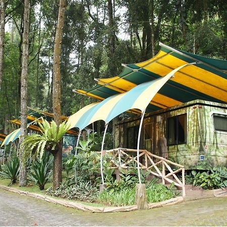 Safari Resort Puncak Exterior foto