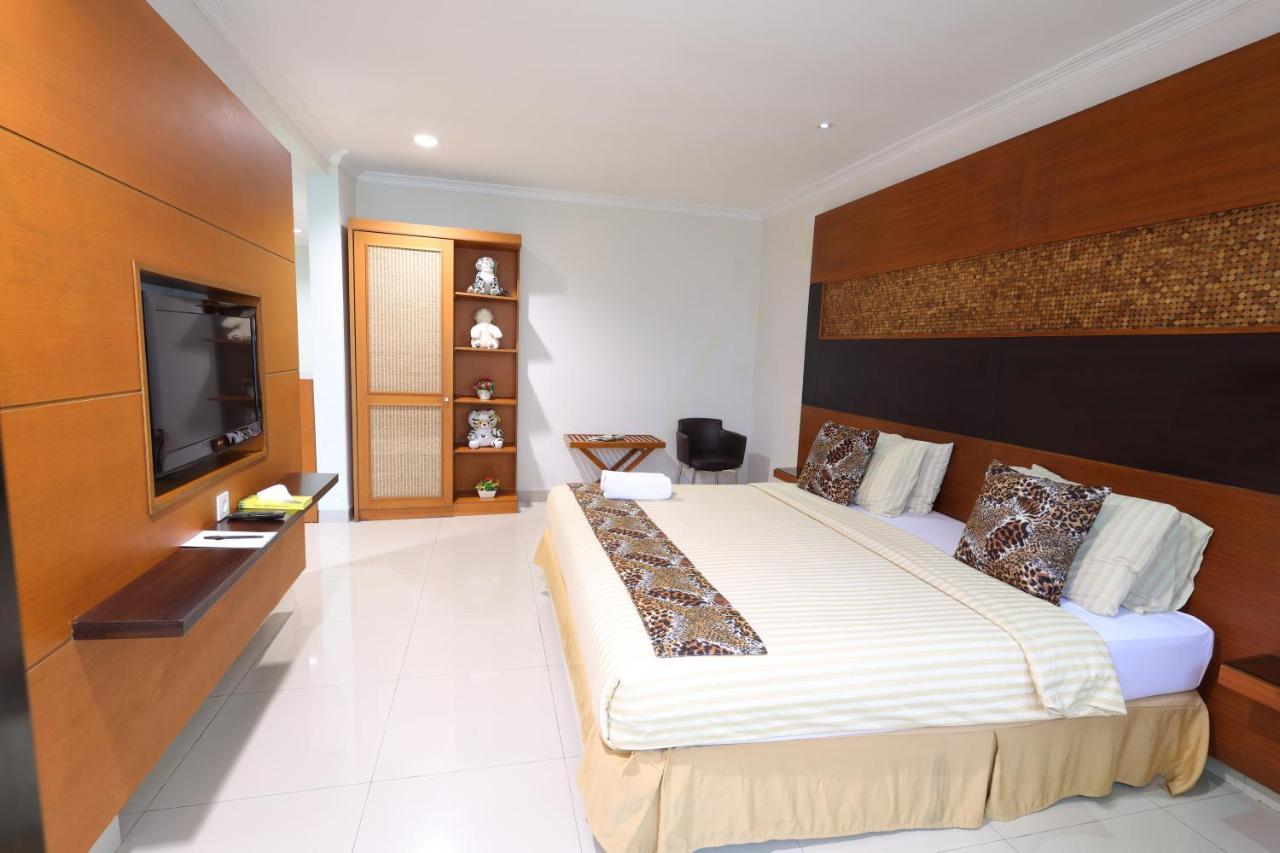 Safari Resort Puncak Exterior foto