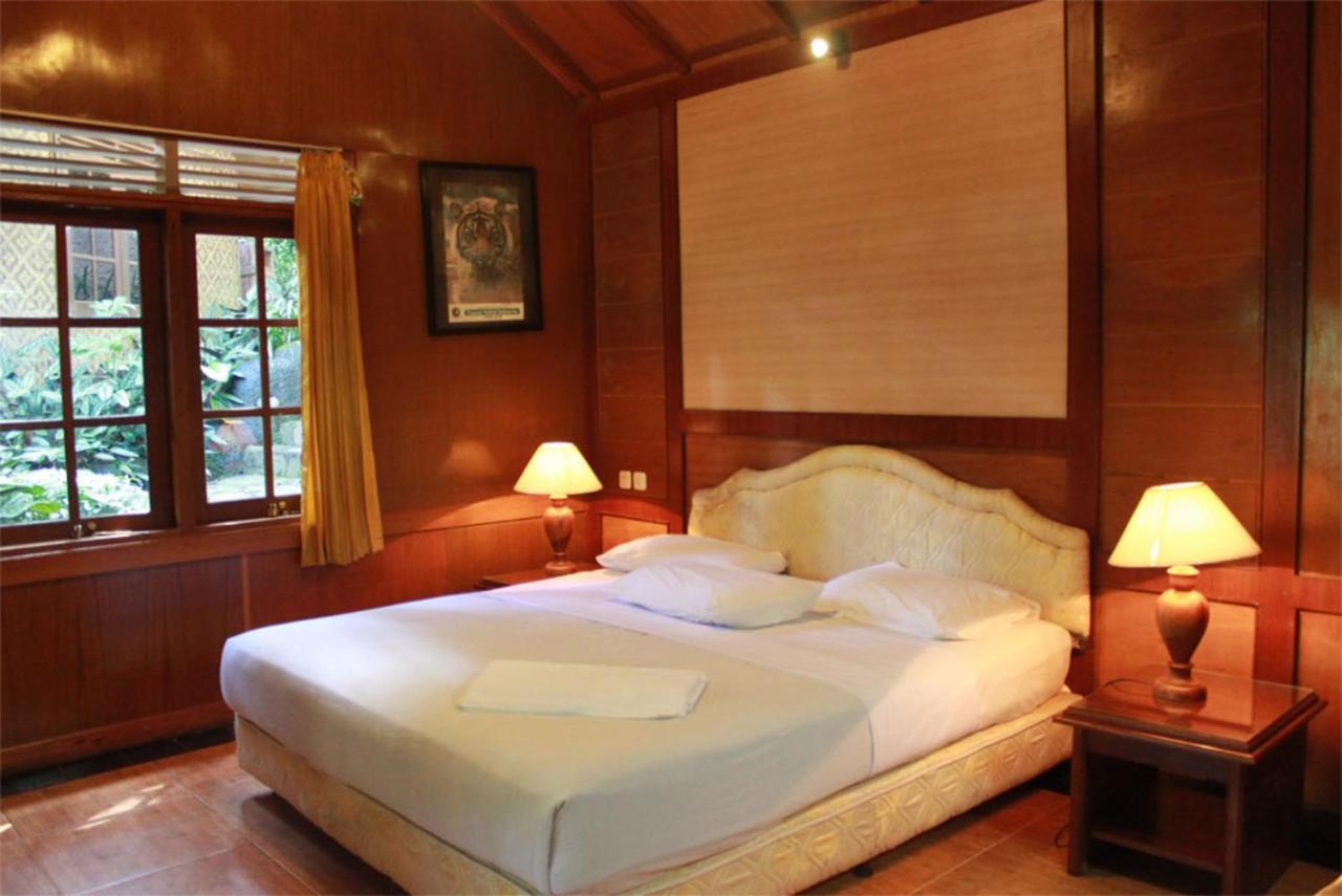 Safari Resort Puncak Exterior foto